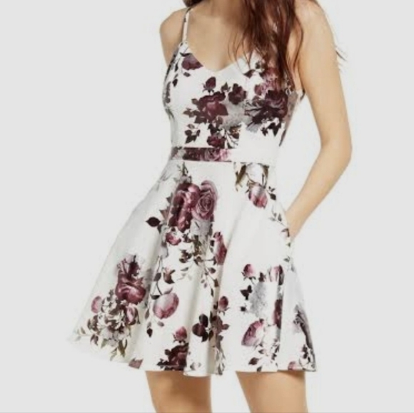 Speechless Lace-Accented Dress. Size 5 - Picture 1 of 12